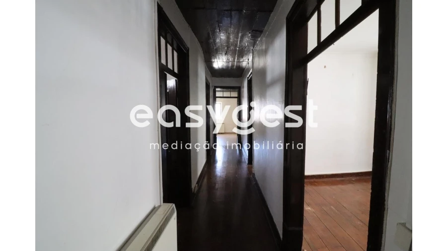 Moradia T5 para Venda em Abrunheira, Verride e Vila Nova da Barca Foto 8