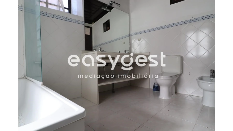 Moradia T5 para Venda em Abrunheira, Verride e Vila Nova da Barca Foto 14