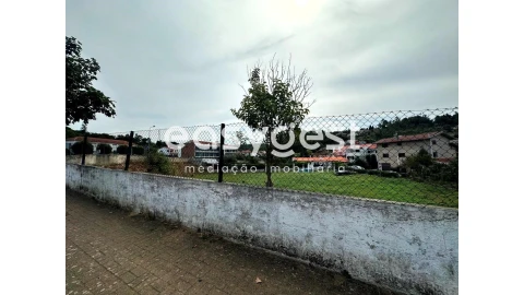 Terreno para Venda em Eiras e São Paulo de Frades