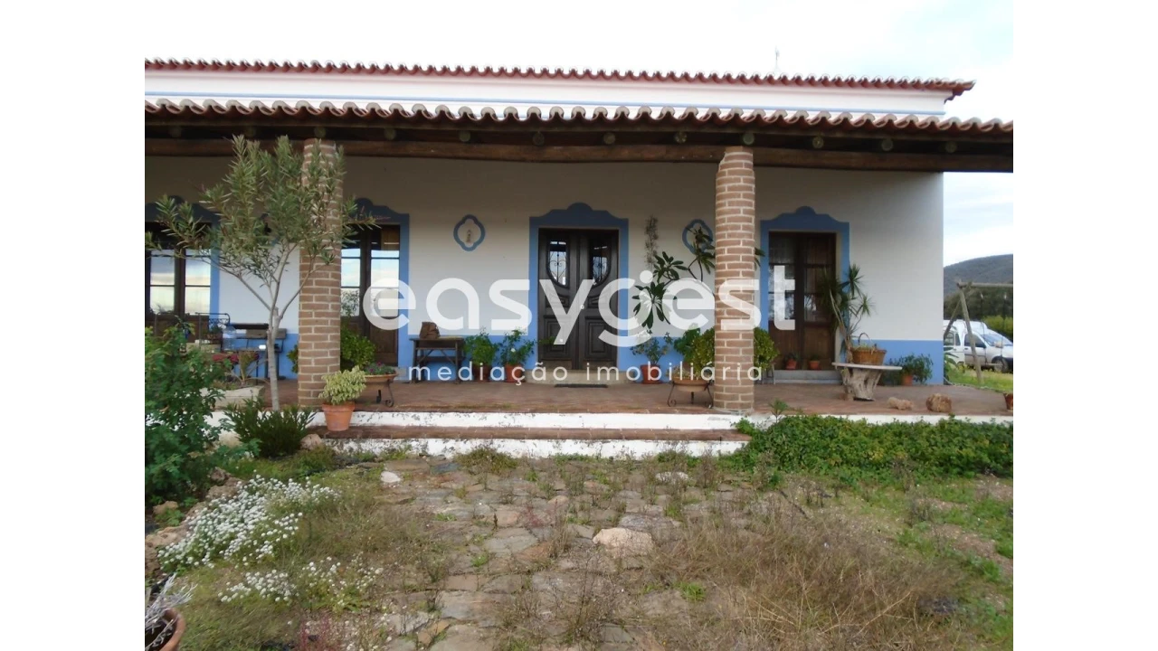 Moradia T4 para Venda em Vila Verde de Ficalho Foto 1