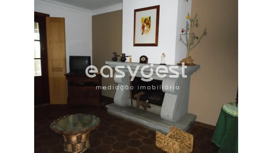 Moradia T4 para Venda em Vila Verde de Ficalho Foto 8