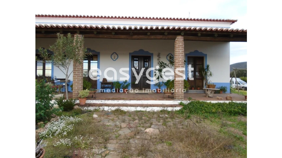 Moradia T4 para Venda em Vila Verde de Ficalho