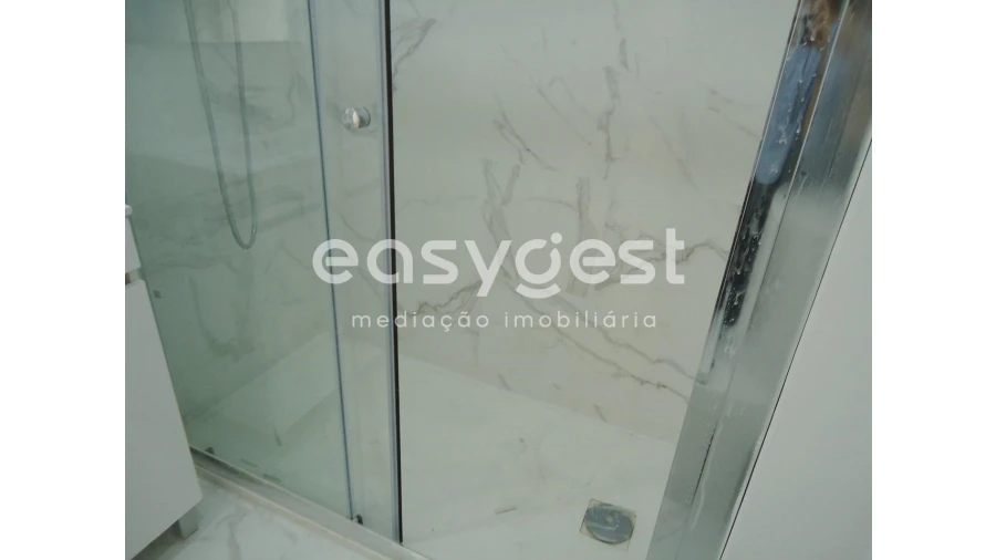 Apartamento T2 para Venda em Falagueira-Venda Nova Foto 7