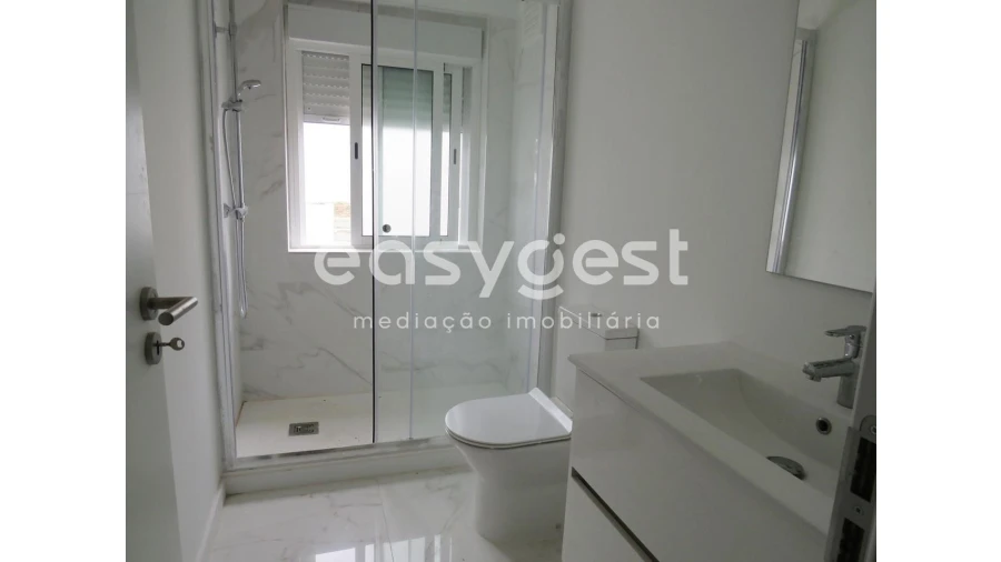 Apartamento T2 para Venda em Falagueira-Venda Nova Foto 12