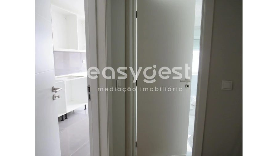 Apartamento T2 para Venda em Falagueira-Venda Nova Foto 17