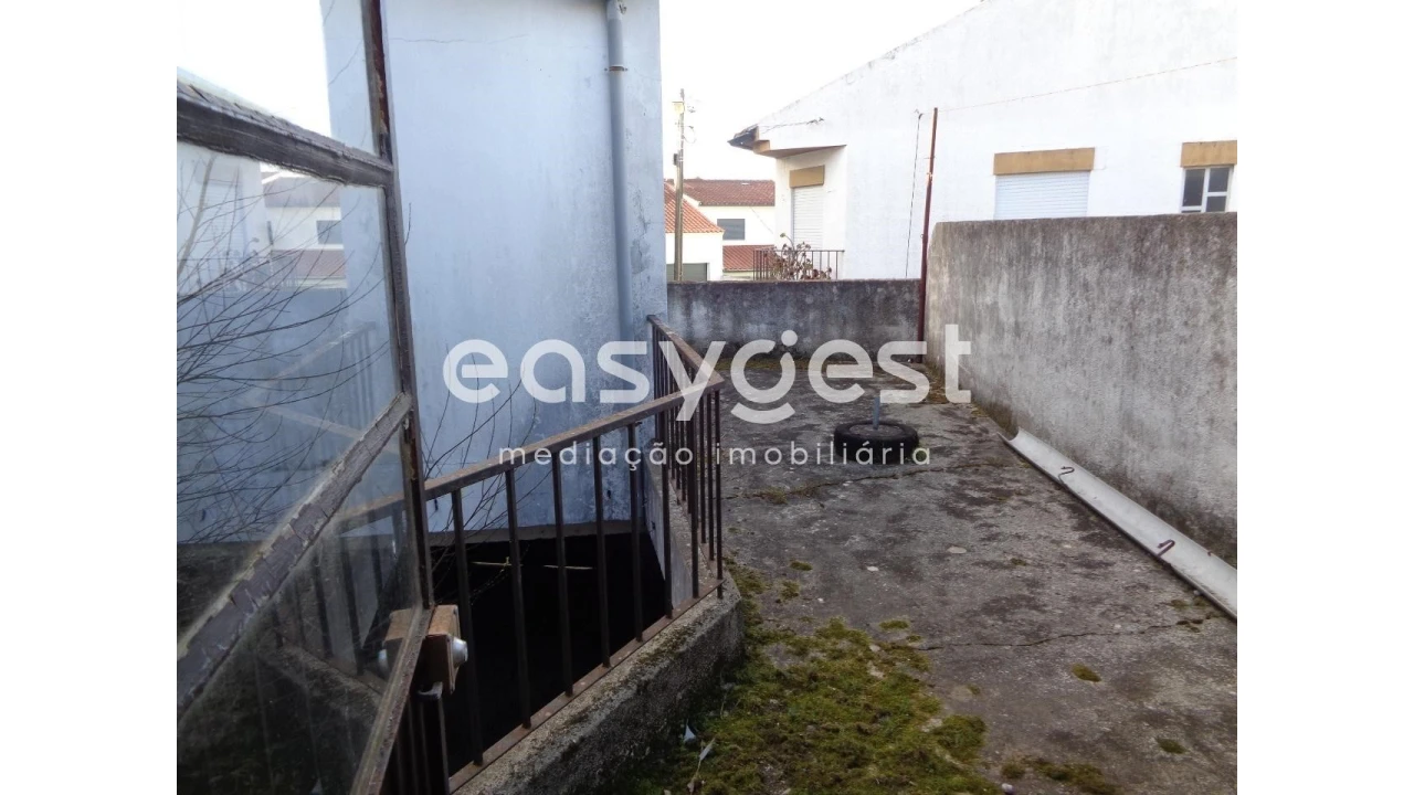 Moradia T7 para Venda em Alfarelos Foto 16