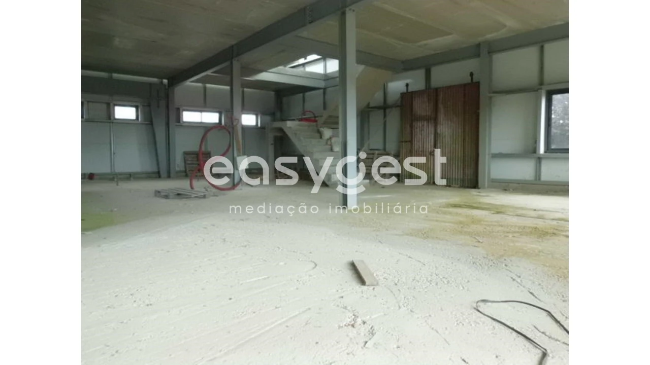 Terreno Comércio / Armazém para Venda em Ferreira do Alentejo e Canhestros Foto 5