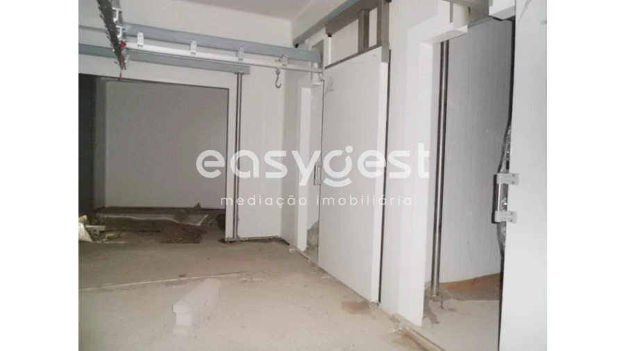 Terreno Comércio / Armazém para Venda em Ferreira do Alentejo e Canhestros Foto 7