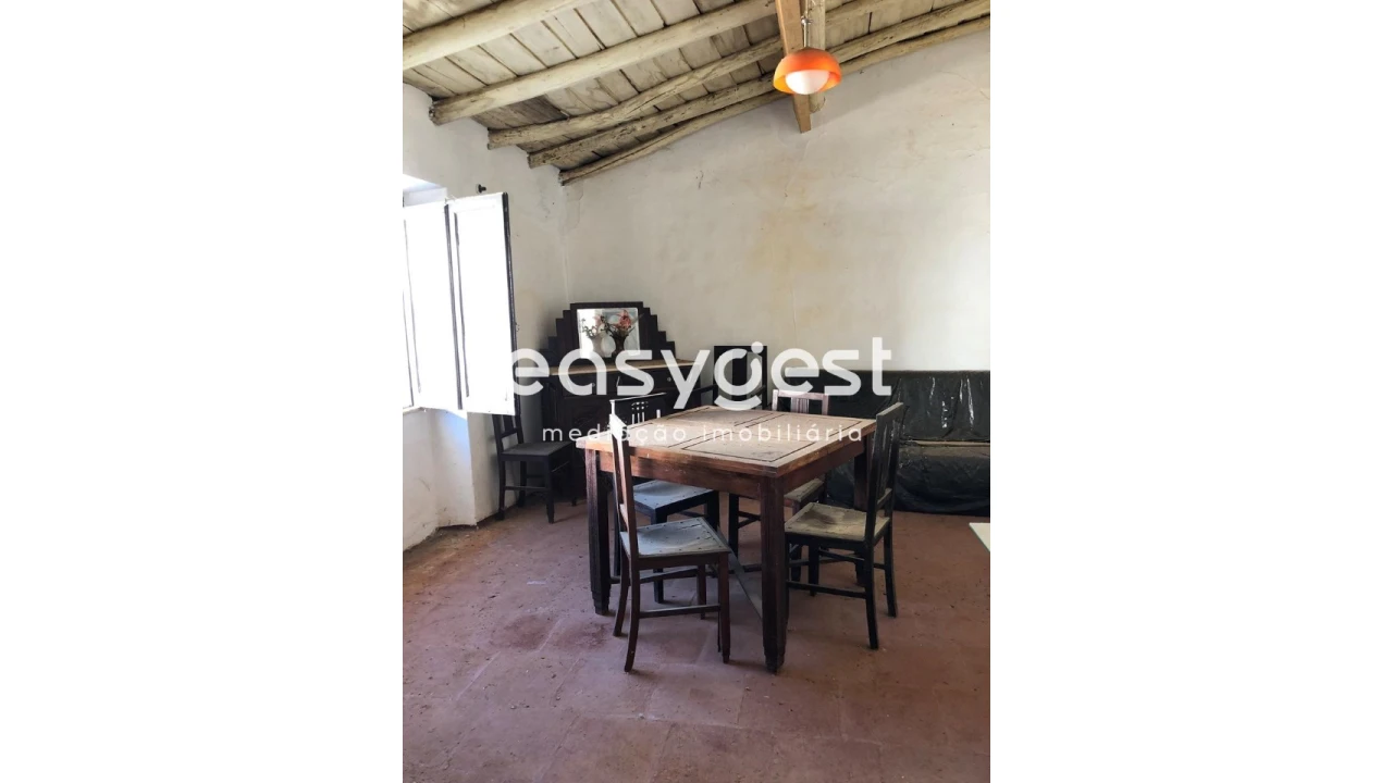 Moradia T5 para Venda em Selmes Foto 3