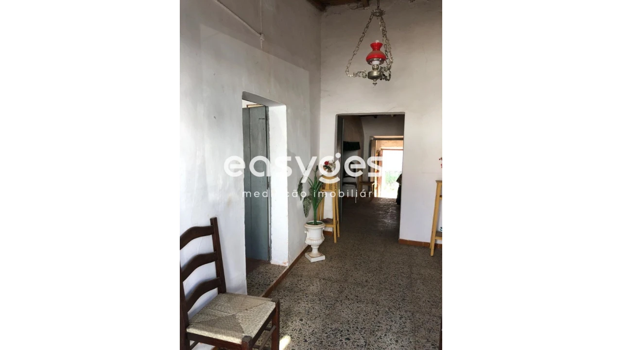 Moradia T5 para Venda em Selmes Foto 4