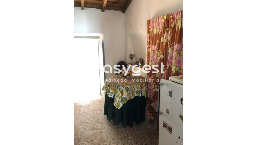 Moradia T5 para Venda em Selmes Foto 8