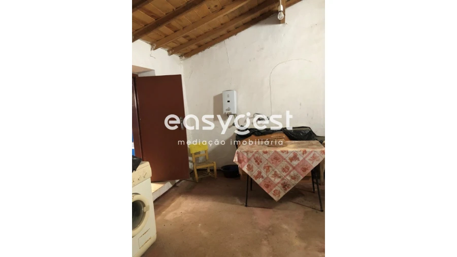 Moradia T5 para Venda em Selmes Foto 10