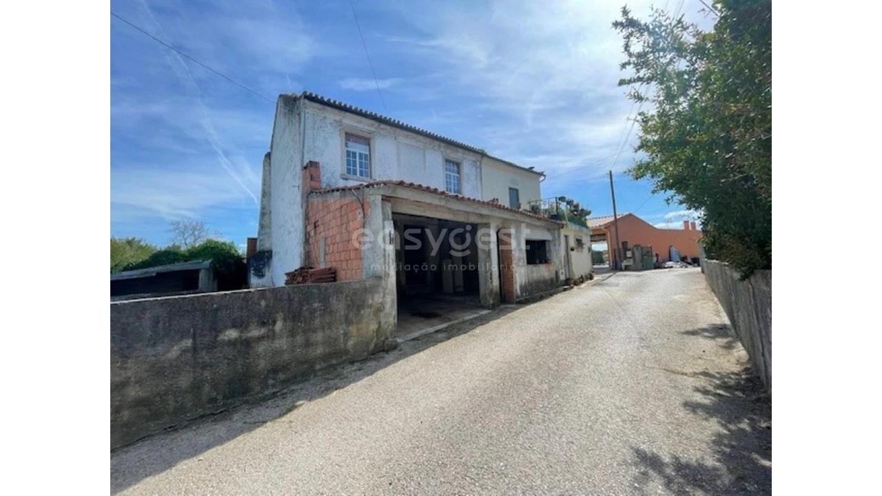 Moradia T2 para Venda em Sebal e Belide Foto 1