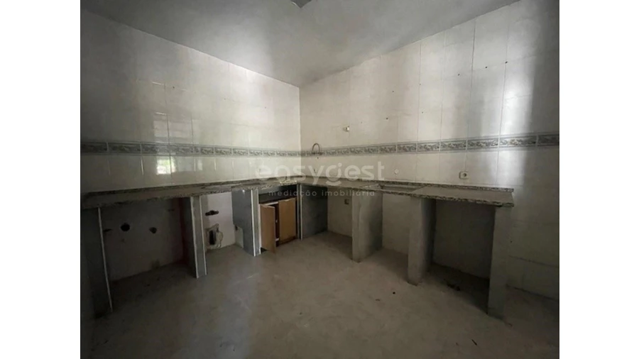 Moradia T2 para Venda em Sebal e Belide Foto 14