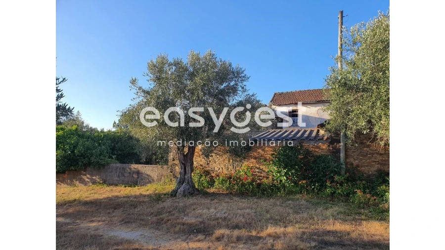 Moradia T2 para Venda em Mouronho Foto 16