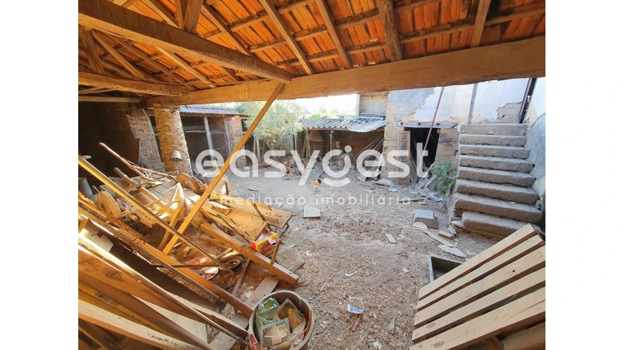 Moradia T2 para Venda em Mouronho Foto 17