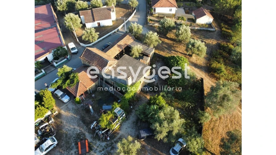 Moradia T2 para Venda em Mouronho Foto 18