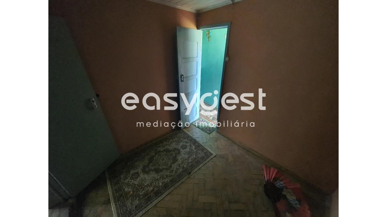 Moradia T2 para Venda em Espariz e Sinde Foto 14