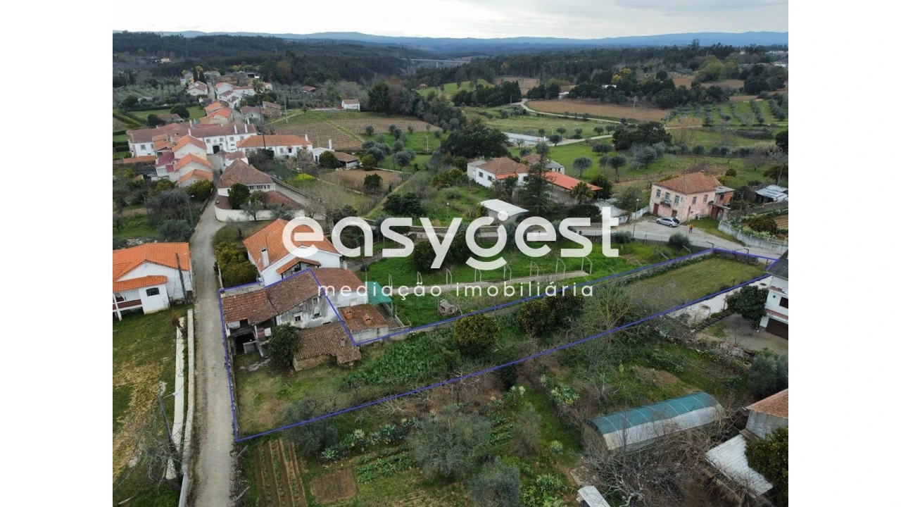 Moradia T2 para Venda em Espariz e Sinde Foto 2