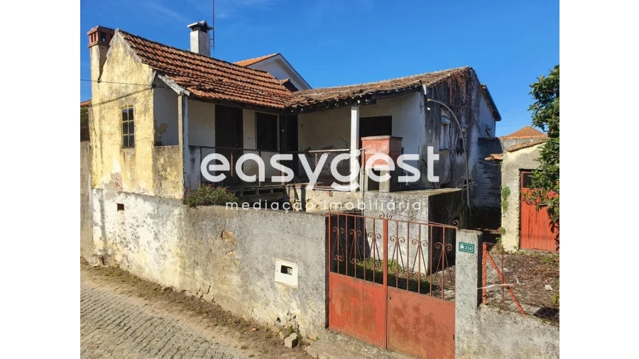 Moradia T2 para Venda em Espariz e Sinde Foto 6