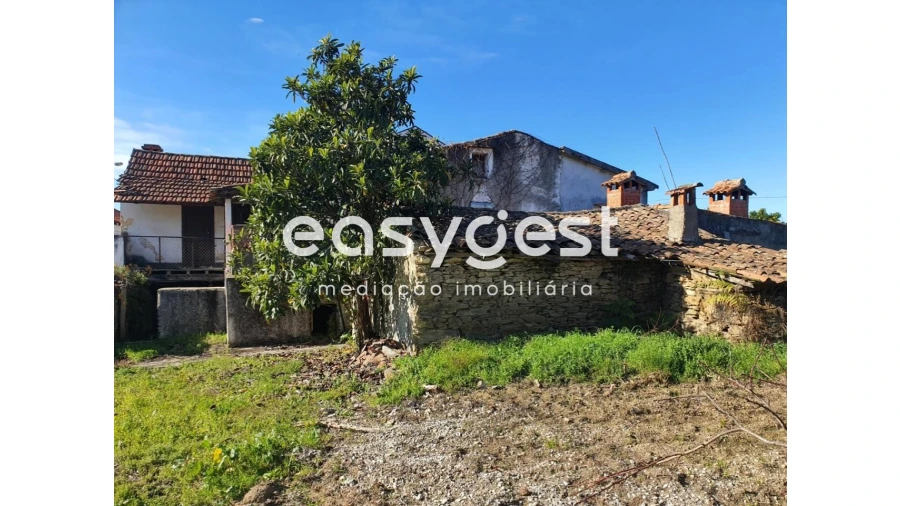 Moradia T2 para Venda em Espariz e Sinde Foto 15