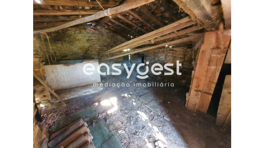 Moradia T2 para Venda em Espariz e Sinde Foto 21