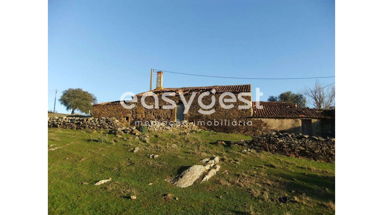 Quinta T2 para Venda em Santa Clara-A-Nova e Gomes Aires Foto 2