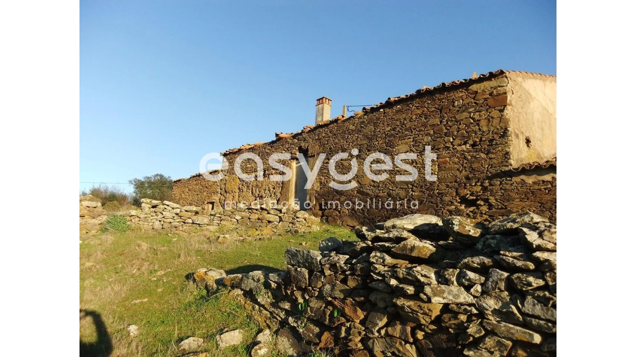 Quinta T2 para Venda em Santa Clara-A-Nova e Gomes Aires Foto 3