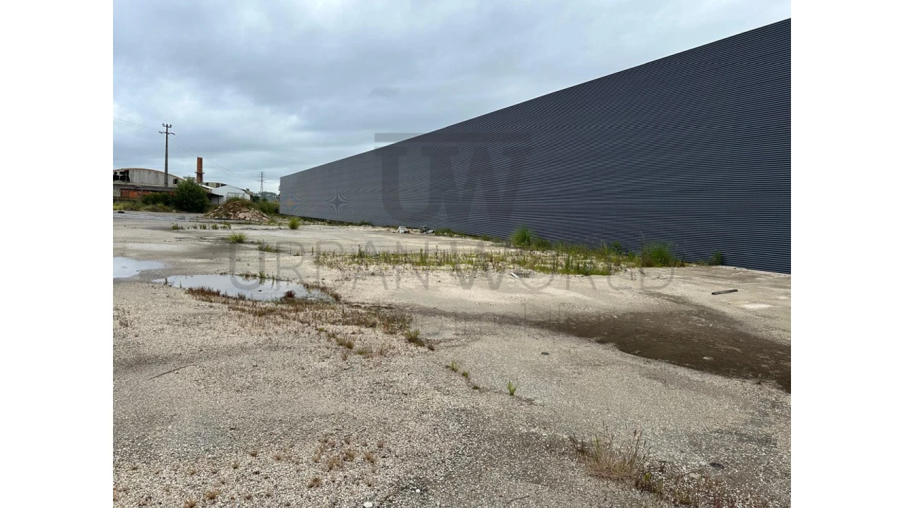 Armazém para Venda em Oliveira do Bairro Foto 10