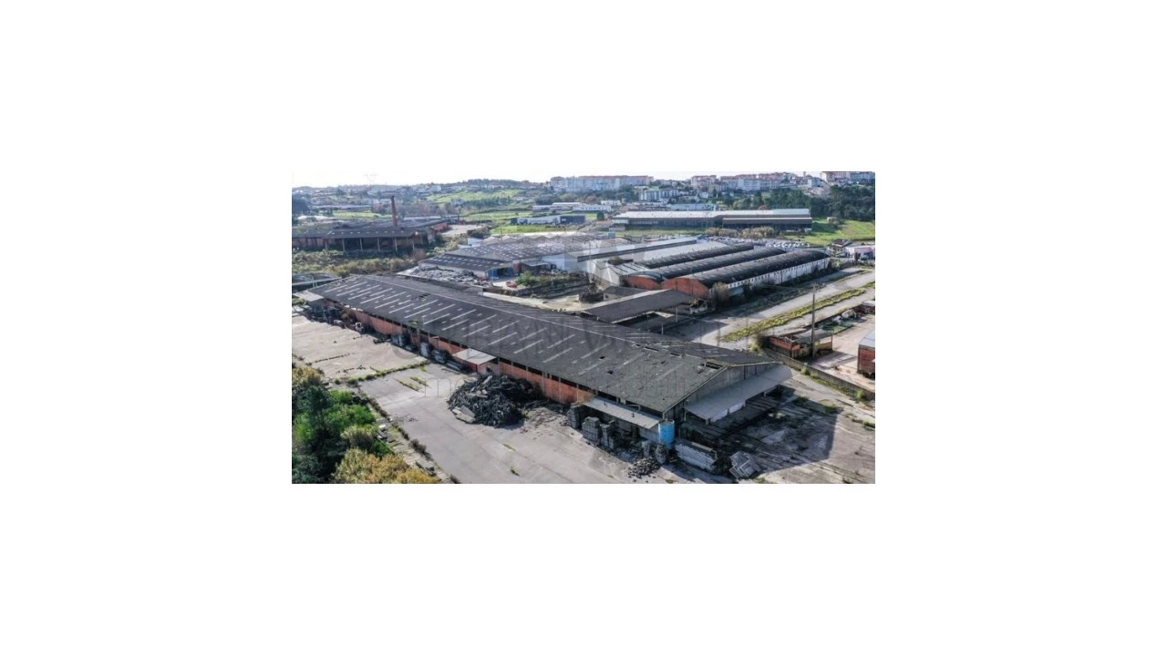 Armazém para Venda em Oliveira do Bairro Foto 18