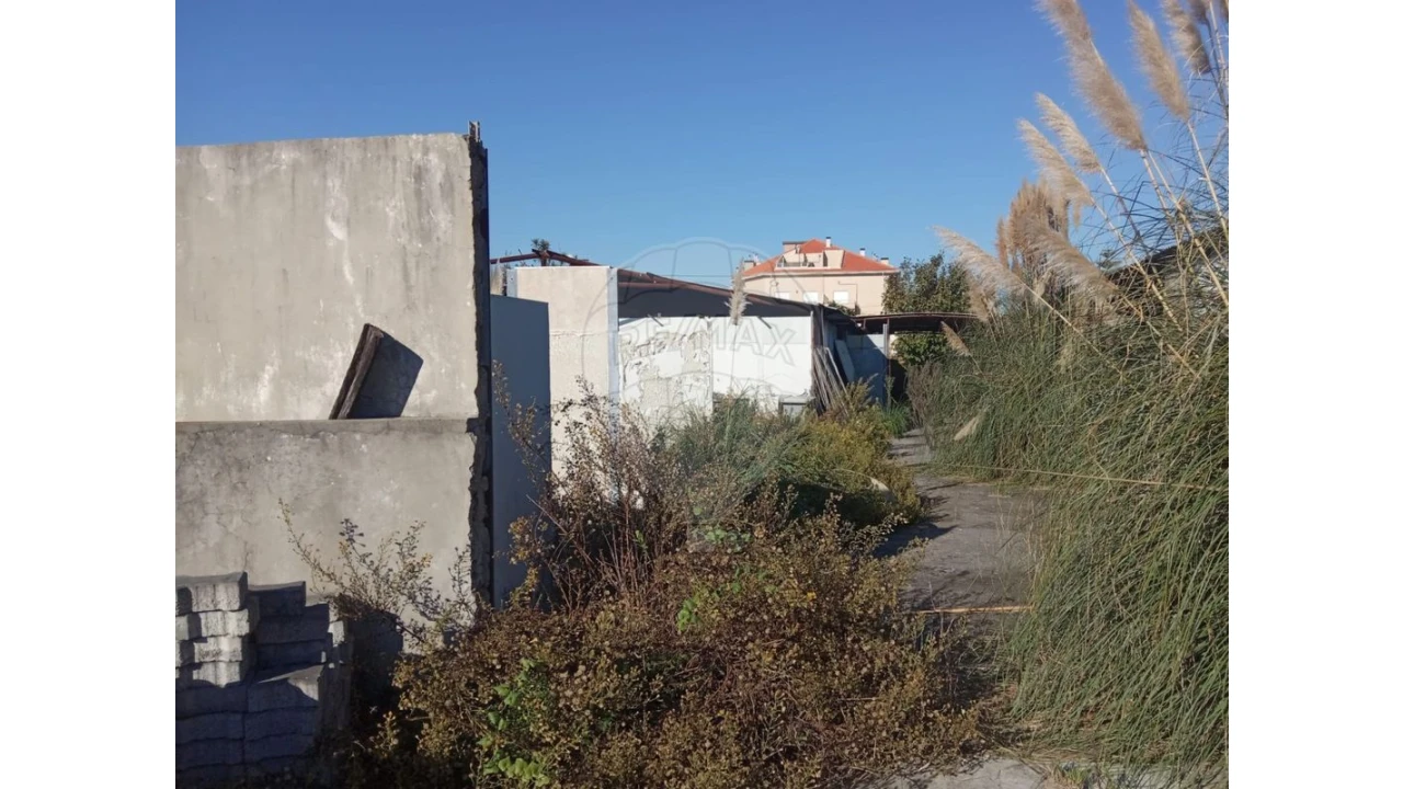 Armazém para Venda em Mafamude e Vilar do Paraíso Foto 8