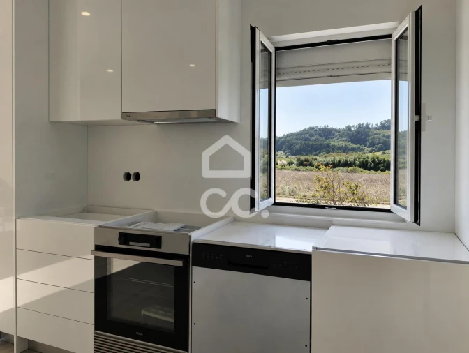 Moradia T2 para Venda em Roliça Foto 3