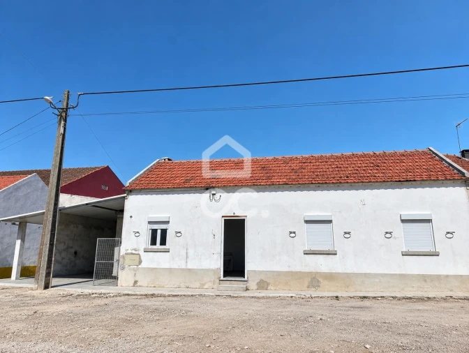 Moradia T2 para Venda em Roliça Foto 14
