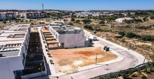Terreno para Venda em Lagos (São Sebastião e Santa Maria)