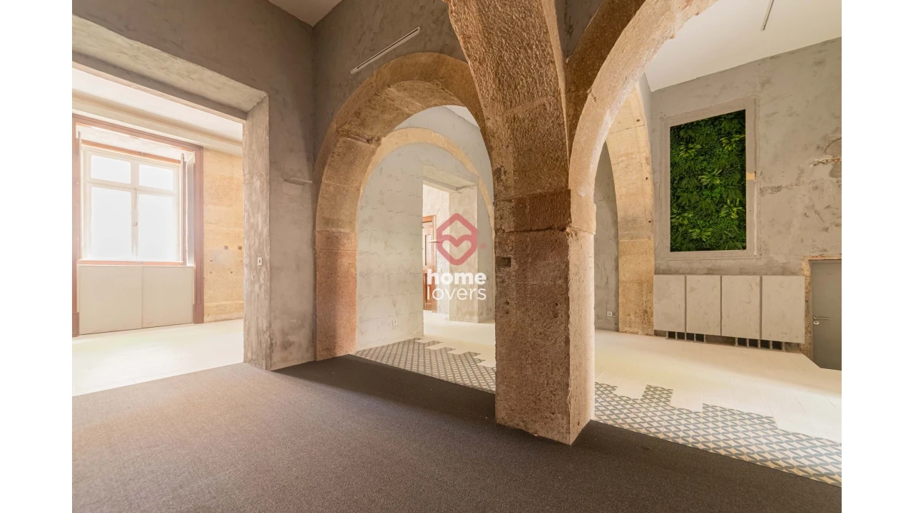 Negócio para Venda em Santa Maria Maior Foto 8