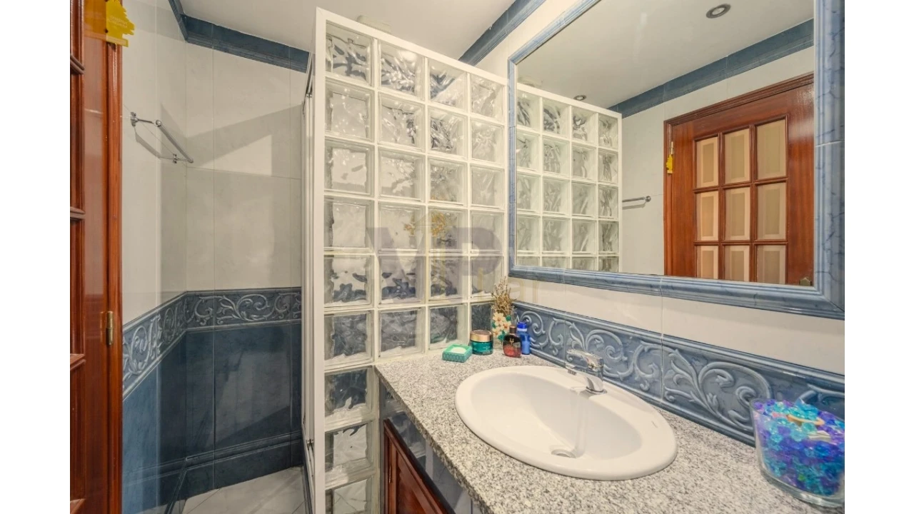 Moradia T3 para Venda em Lordelo do Ouro e Massarelos Foto 10