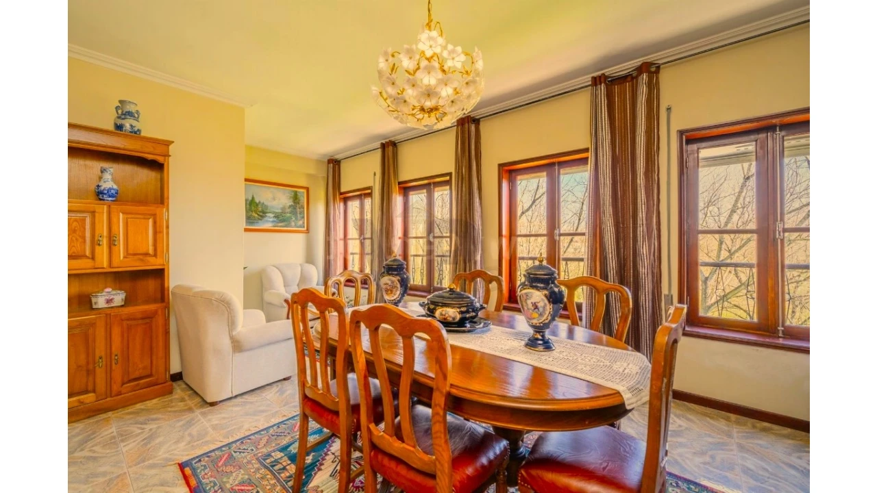 Moradia T3 para Venda em Lordelo do Ouro e Massarelos Foto 2