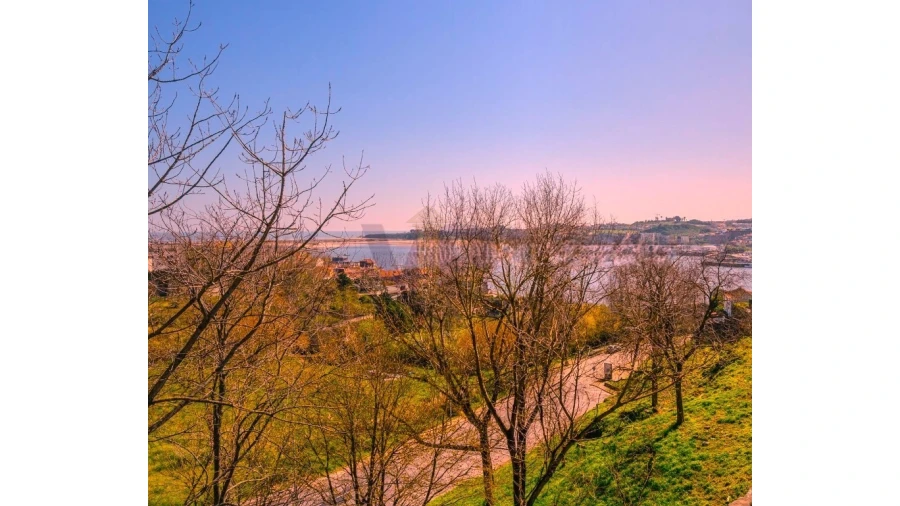 Moradia T3 para Venda em Lordelo do Ouro e Massarelos Foto 1