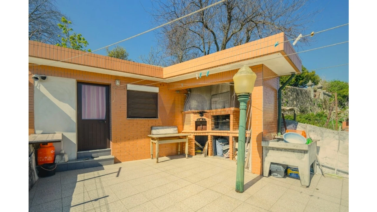 Moradia T3 para Venda em Lordelo do Ouro e Massarelos Foto 6