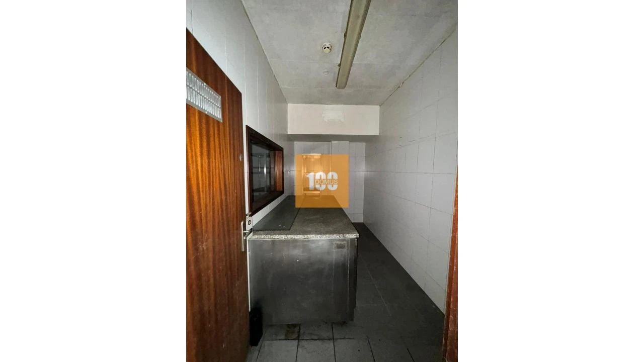 Negócio para Venda em Mafamude e Vilar do Paraíso Foto 12