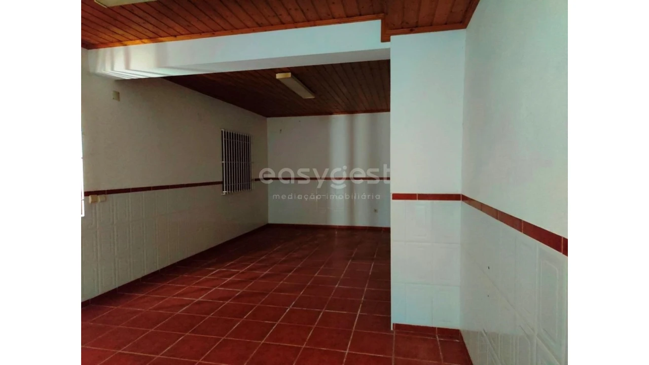 Loja para Venda em São Teotónio Foto 16