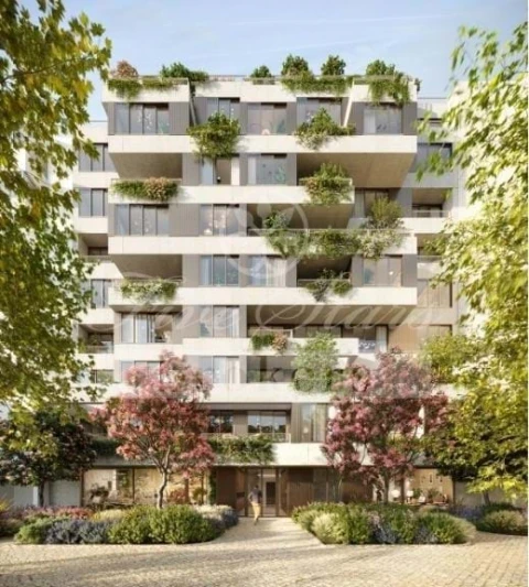 Apartamento T1 para Venda em Alvalade