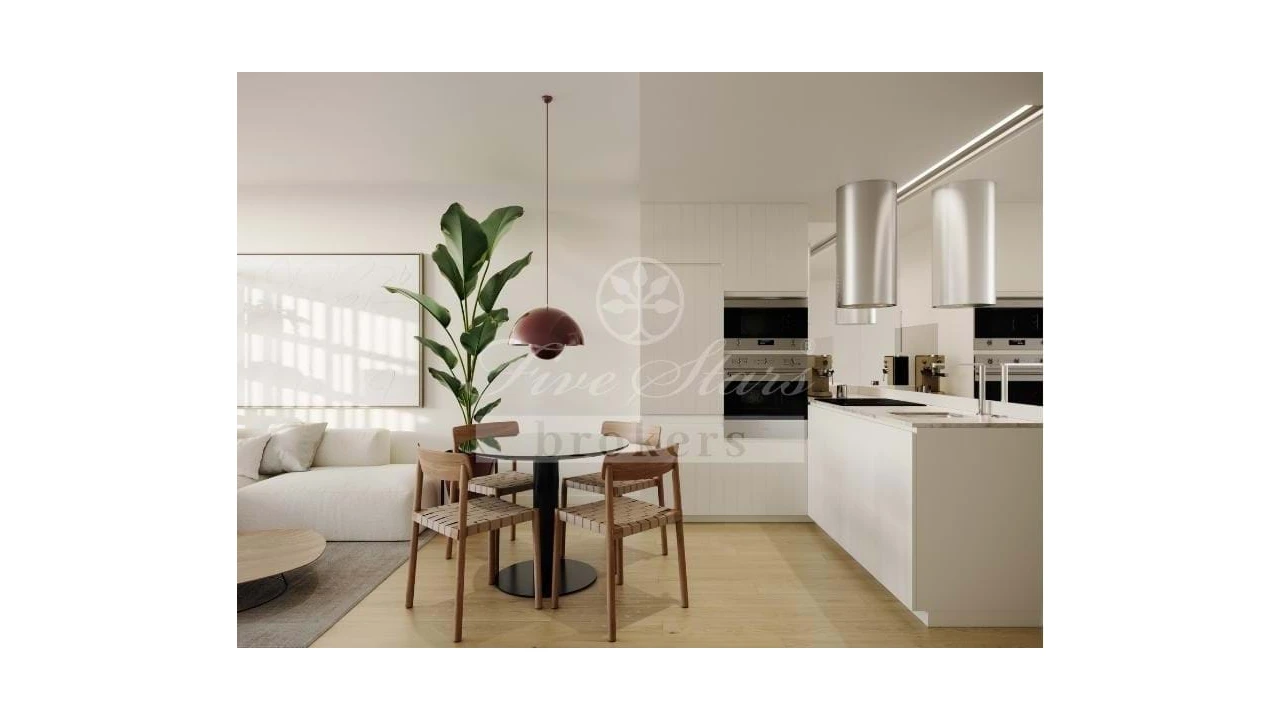 Apartamento T1 para Venda em Alvalade Foto 6