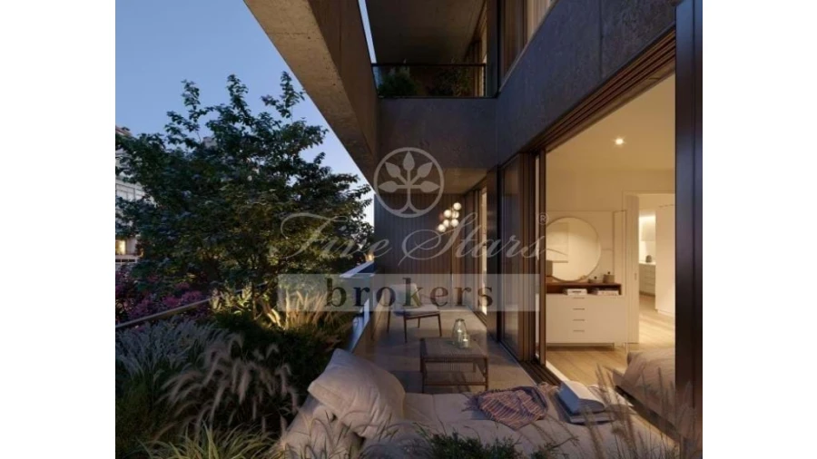 Apartamento T1 para Venda em Alvalade Foto 7