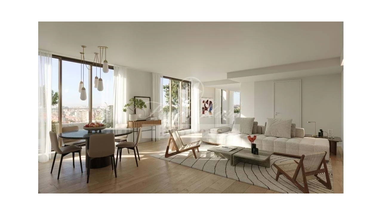 Apartamento T1 para Venda em Alvalade Foto 2