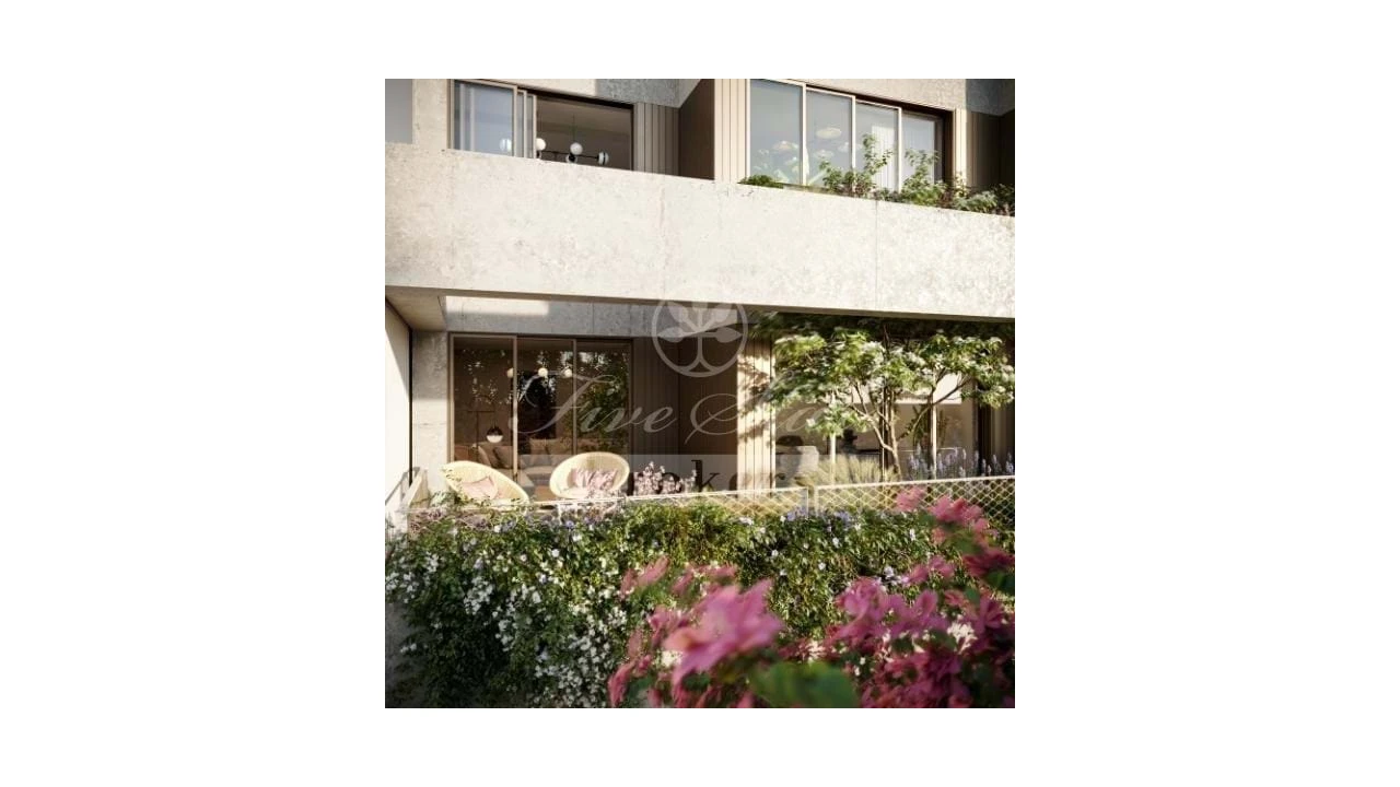 Apartamento T1 para Venda em Alvalade Foto 17