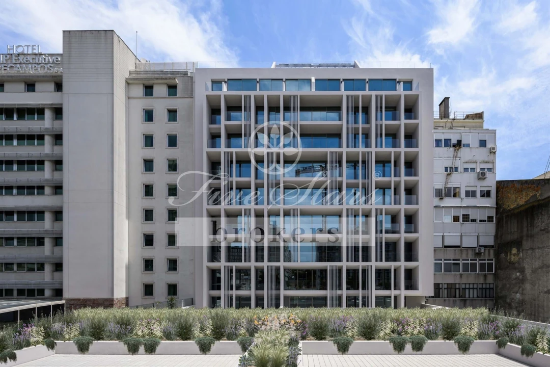 Moradia T4 para Venda em Avenidas Novas Foto 4