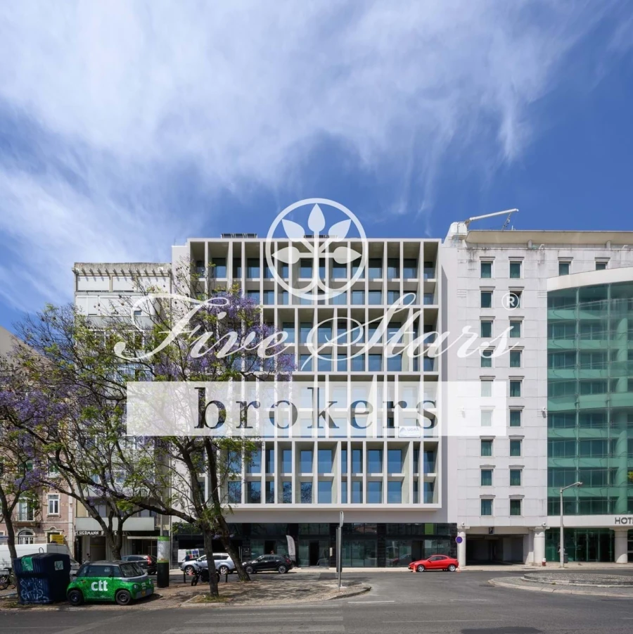 Moradia T4 para Venda em Avenidas Novas