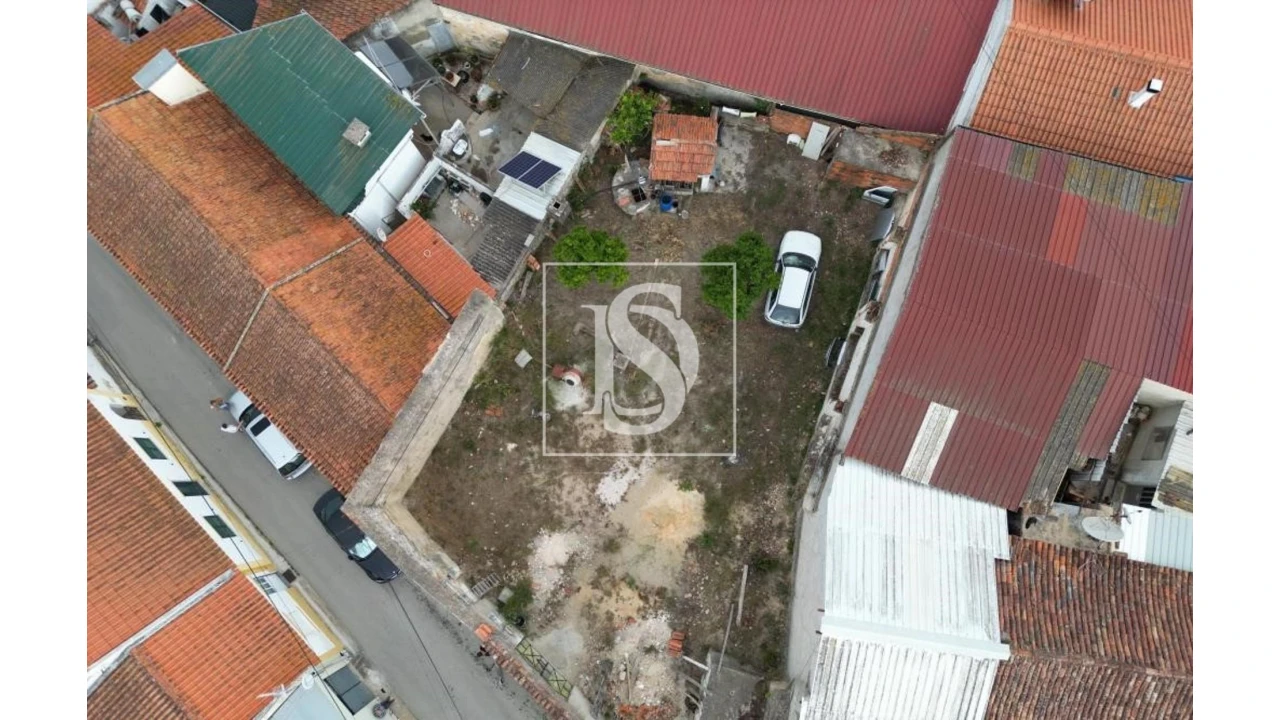 Terreno para Venda em Vale de Santarem Foto 7
