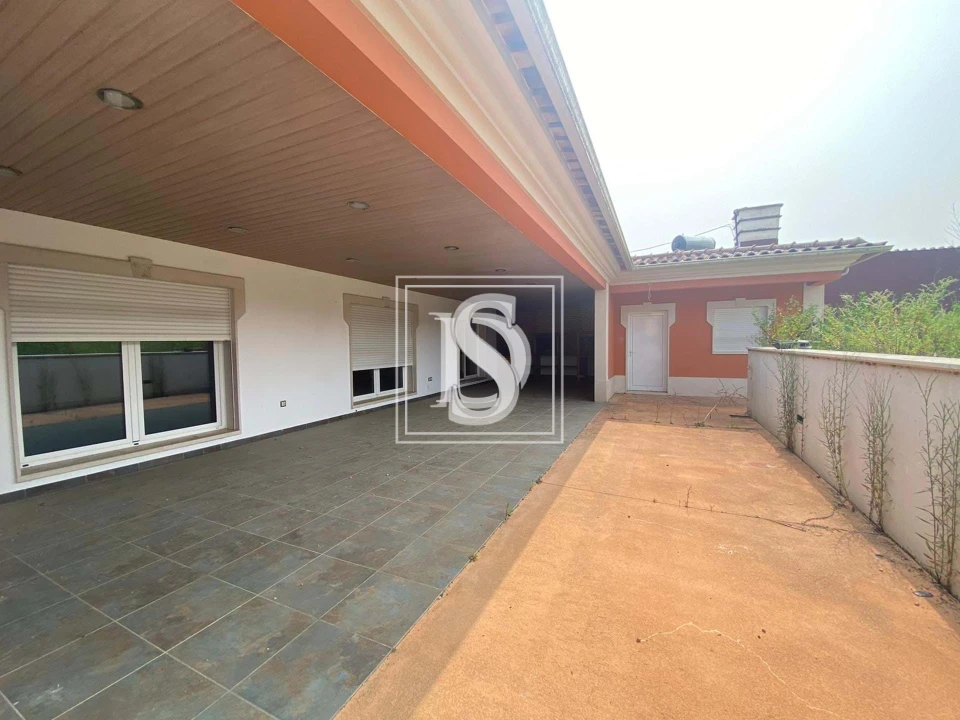 Moradia T7 para Venda em Bidoeira de Cima Foto 14